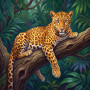 Leopard auf Ast blickt zum Betrachter