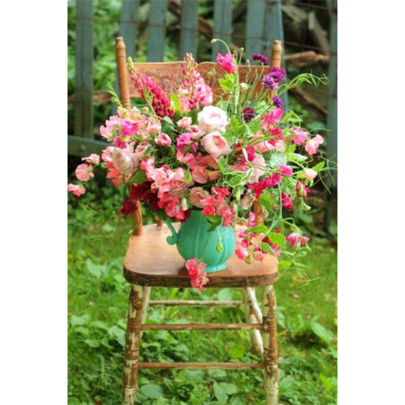  Nadejda Sur Une Chaise Diamond Painting Fleurs