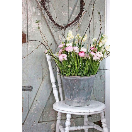  Tatiana Bloemen op een stoel Diamond Painting bloemen