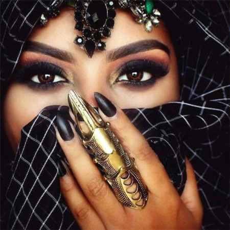  Arabische Frau Amina Diamond Painting Frau der Welt