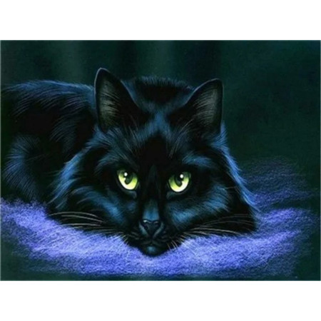 Chat Noir aux Yeux de Jade sur un Lit Violet Diamond Painting