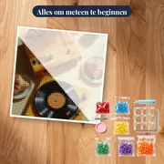 Vintage ontbijt met gele platenspeler en croissants - Diamond Painting – pakket klaar om te beginnen