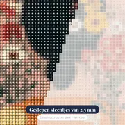 Vrouw van achteren met oranje trui en bloemen in het haar Diamond Painting – close-up van de steentjes
