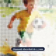 Bambino Felice con Pallone da Calcio – primo piano dei diamanti