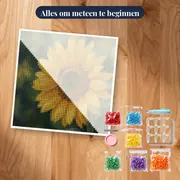 Grote Zonnebloem Met Bij Op Zachte Groene Achtergrond – pakket klaar om te beginnen