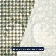 Sierlijke levensboom in art-nouveaustijl – close-up van de steentjes
