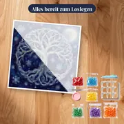 Winterlicher Lebensbaum unter blasser Mondsichel – Set bereit zum Loslegen