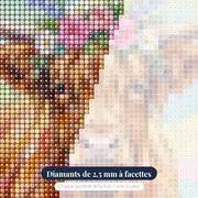 Vache Highland Couronnée de Fleurs Printanières – gros plan des diamants
