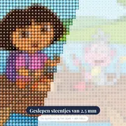 Dora en Boots roeien in een bootje – close-up van de steentjes
