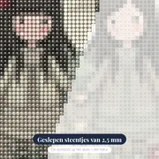 Gorjuss-meisjes tussen veldbloemen – close-up van de steentjes