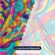 Pop-Art Giraffe with Geometric Patchwork – diamond close-up
