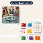 Marokkaanse fonteinbinnenplaats met geometrische tegels – inhoud van het pakket