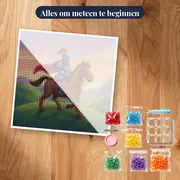 Ridder te paard in blauw harnas – pakket klaar om te beginnen