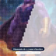 Géant violet au gantelet doré – gros plan des diamants
