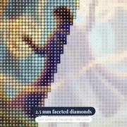 Mystic Cloak Golden Light Circles – diamond close-up