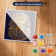 Goldene Pharaonenmaske auf Mitternachtsblau – Set bereit zum Loslegen