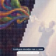Trompettist in spotlicht met kleurrijke noten – close-up van de steentjes