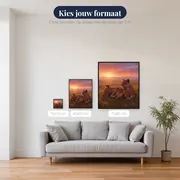 Leeuwin met welpen in hoog gras – beschikbare formaten