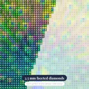 Peacock Series S – diamond close-up