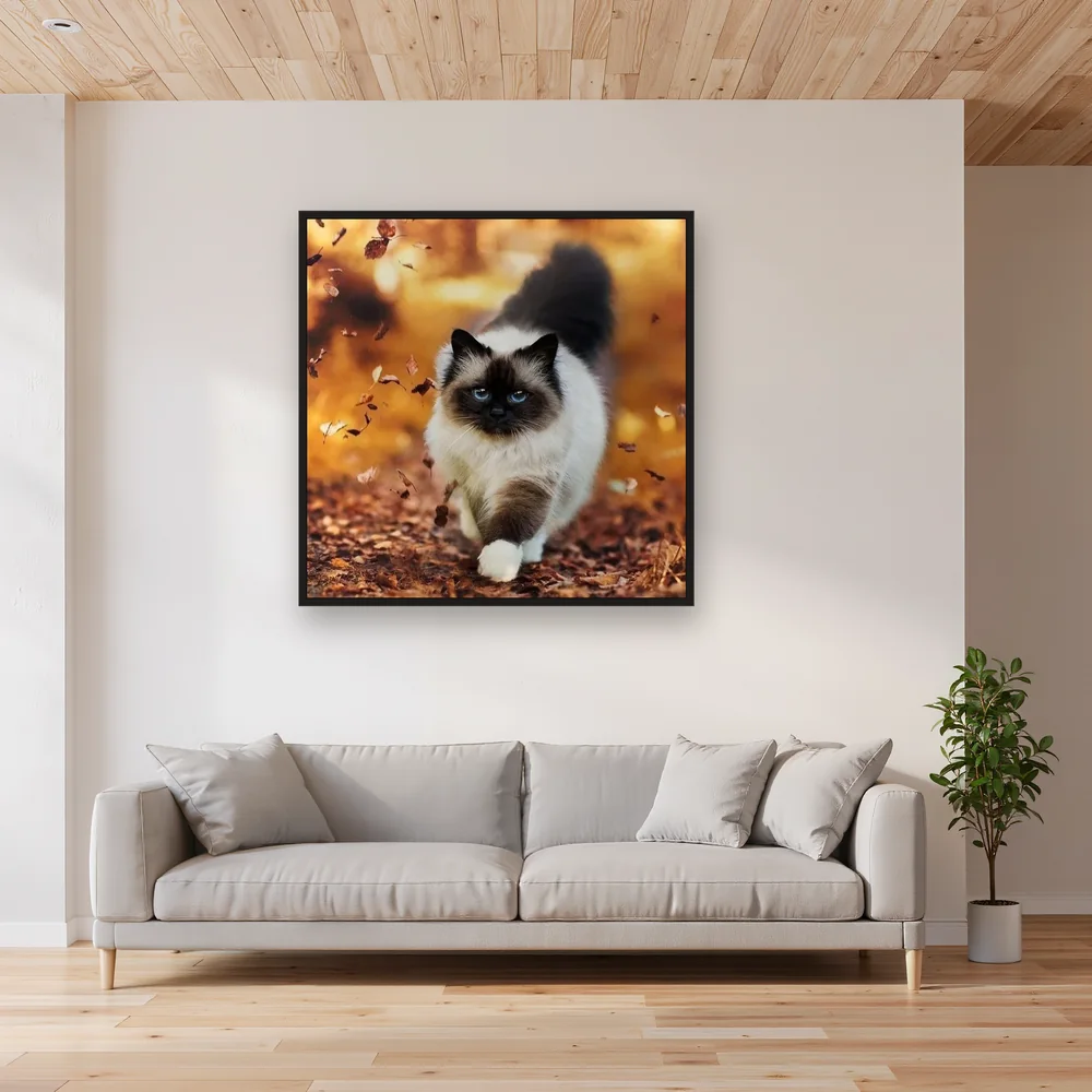 Chat Seal Point aux Feuilles d'Automne – Salon