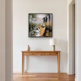 Femme Féline au Couchage Solaire – Entrée