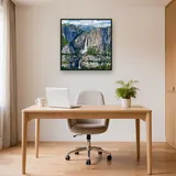 Hoher Wasserfall in den Pyrenäen – Büro