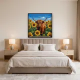 Vache Highland au milieu des tournesols d'été – Chambre
