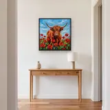 Vache Highland dans un champ de coquelicots – Entrée