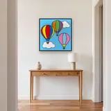 Trois montgolfières colorées – Entrée