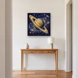 Saturne dorée et anneaux étoilés – Entrée