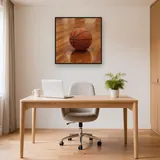 Basketball auf glänzendem Parkettboden – Büro
