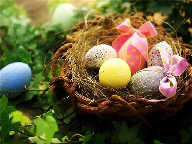 Aperçu du résultat final du diamond painting Angie Easter Eggs.