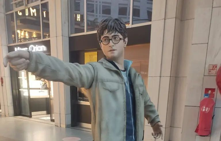 Aperçu du résultat final du diamond painting Harry Potter : La Magie en Ville.