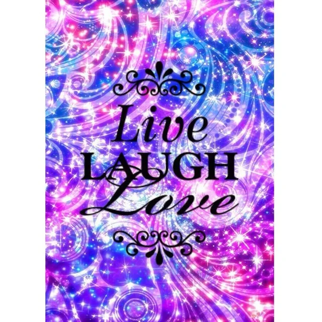 Aperçu du résultat final Live Laugh Love unter einem Sternenhimmel.