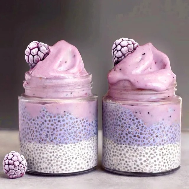 Aperçu du résultat final Frosted Blackberry Desserts in Jars.