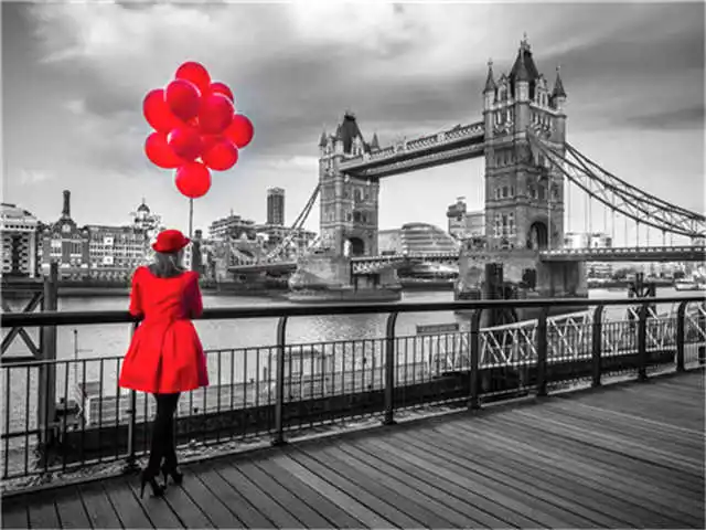 Aperçu du résultat final Red Elegance on London.