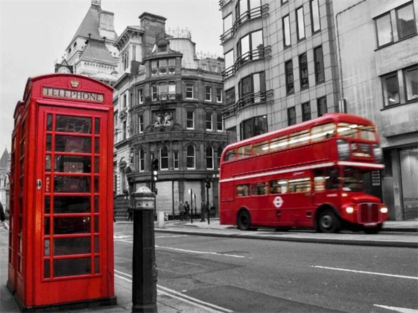 Aperçu du résultat final Londra Rosso e Nero: Cabina e Bus Iconici.